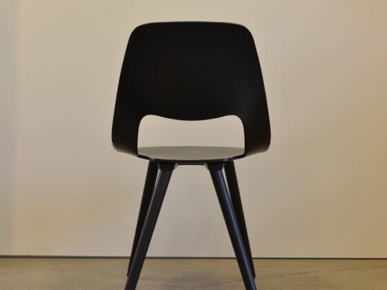 M-Studio Reiter Altenmarkt | Vitra Tip Ton Stuhl image 34