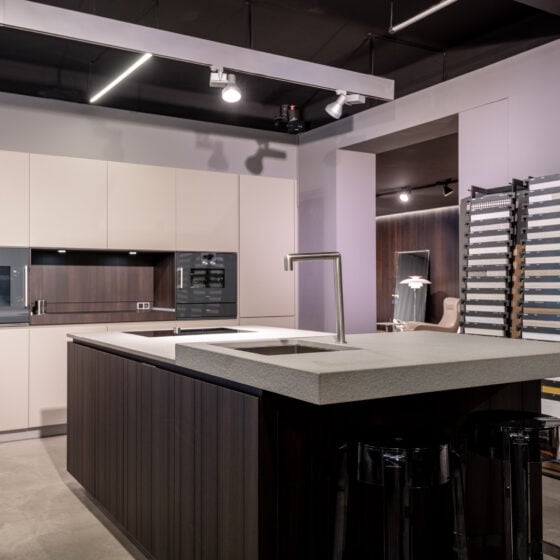 Abverkaufsküche Modell Artex von Poliform mit Gaggenau Geräte