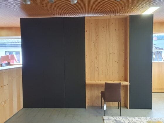 Tischlerei Abverkaufskasten Abverkauf Ausstellungsraum M-Studio Reiter