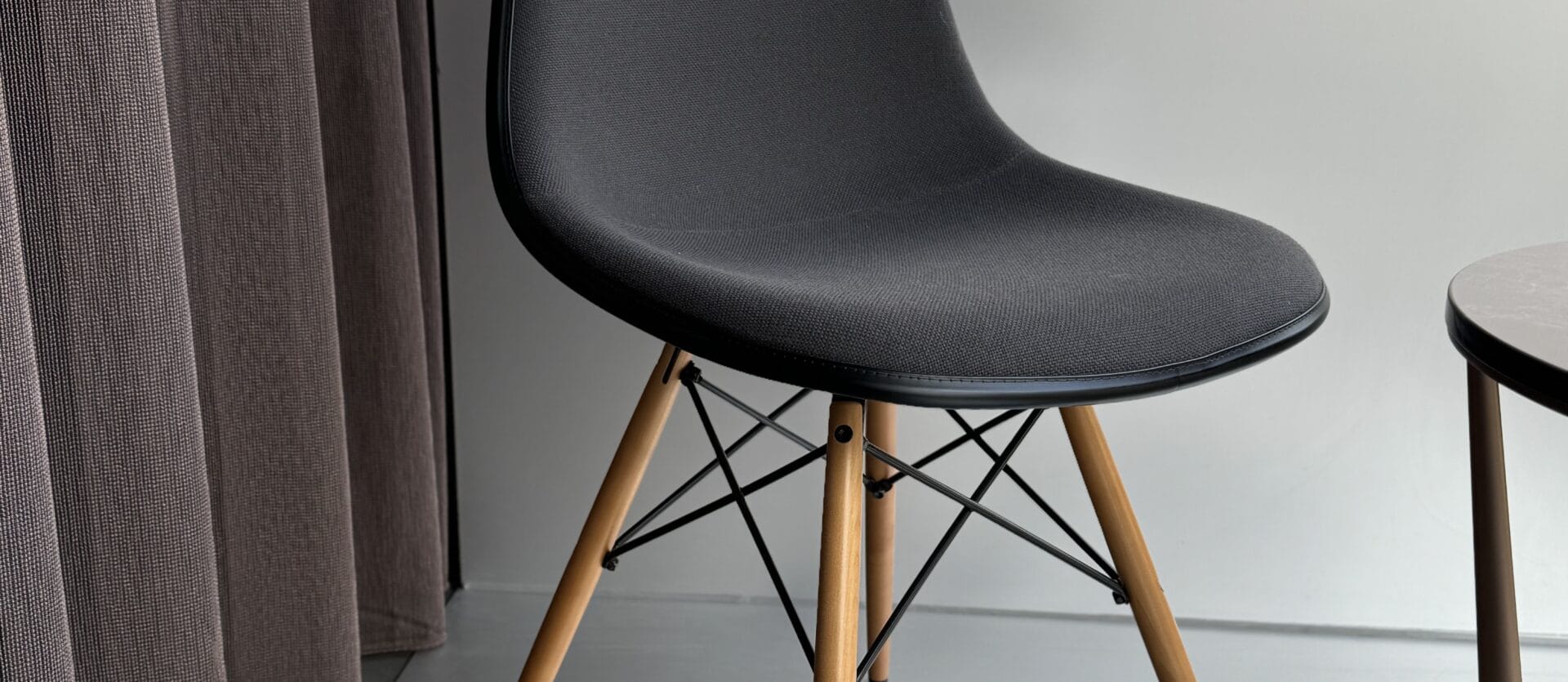 Vitra DSW mit Vollpolster Abverkauf