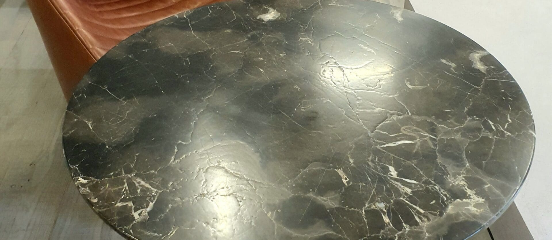 Abverkauf Minotti Neto Beistelltisch 
