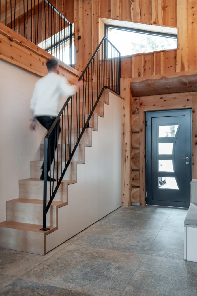 Stiegenaufgang M-Studio Reiter