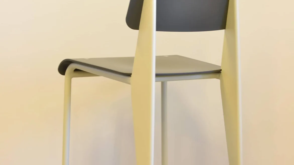 M-Studio Reiter Altenmarkt | Vitra Tip Ton Stuhl image 16