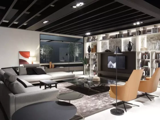 Modernes Wohnzimmer mit Poliform Sofa, zwei cognacfarbigen Sesseln, großem Teppich, beleuchtetem Regal und TV-Wand im